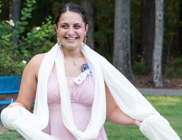 Guest wearing the bridal veil